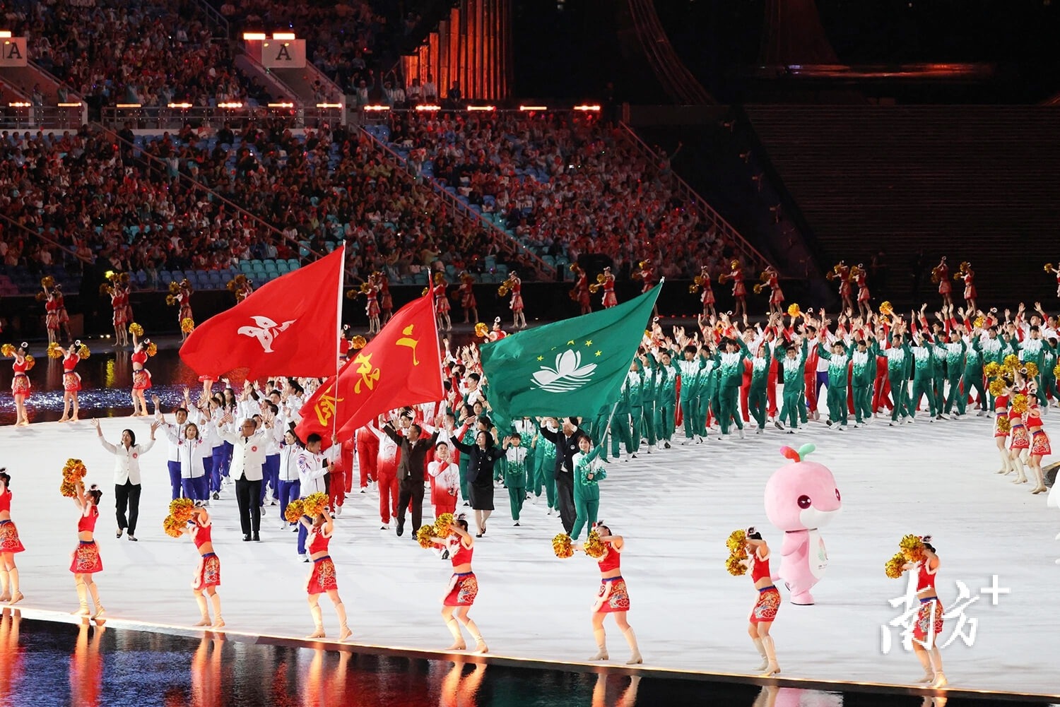 斯诺克——世界大奖赛：丁俊晖不敌徐思